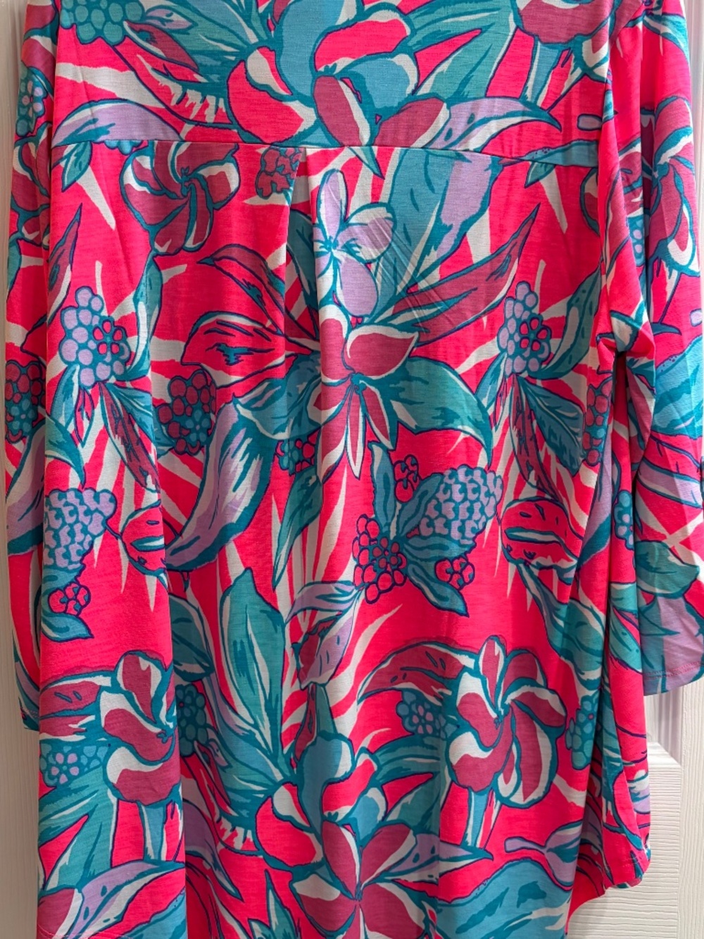 New Dear Scarlett Pullover Shirt 3/4 Sleeve Roll Tab Blouse Floral Lightweight @ - Picture 6 of 6